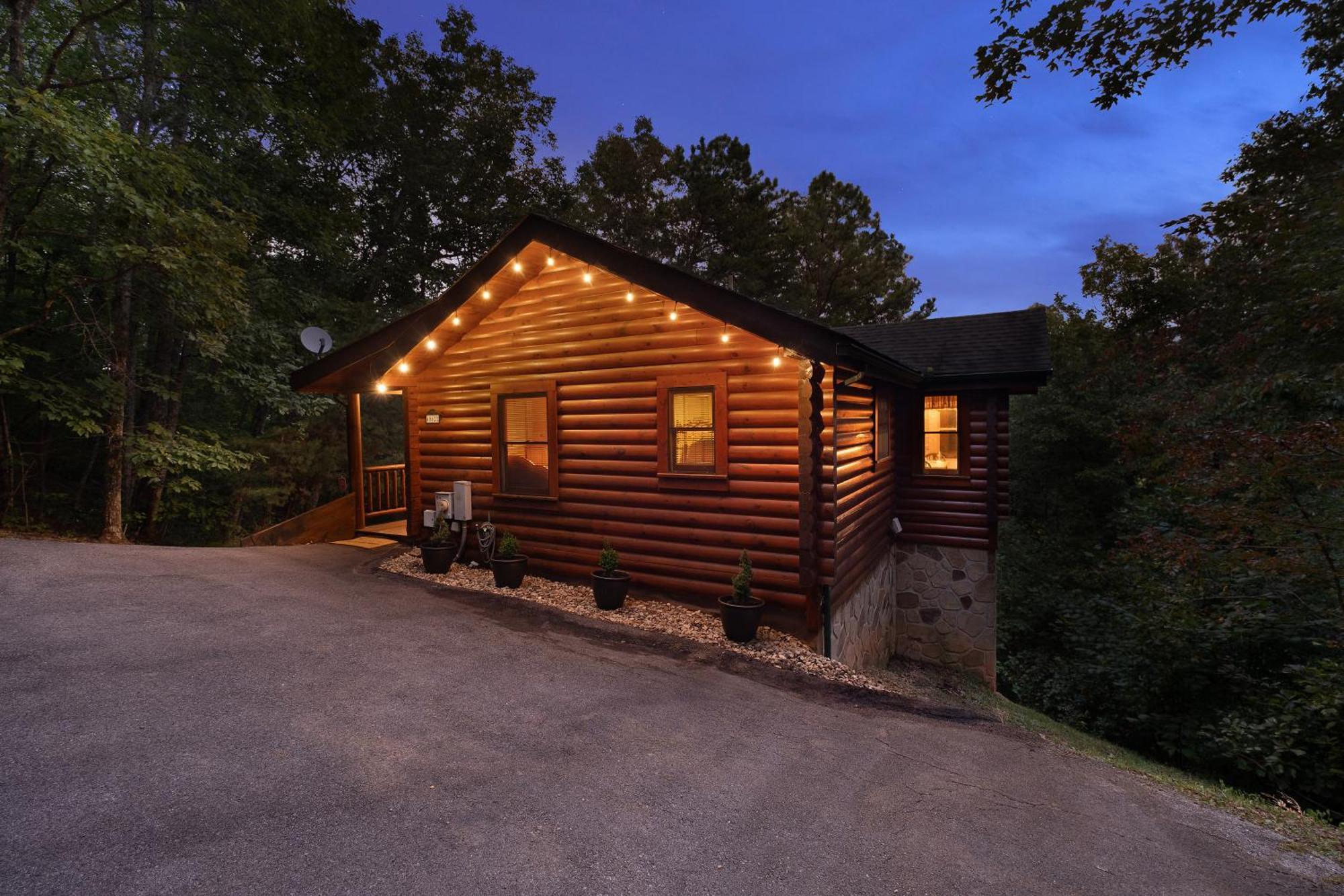Private Smoky Mountain Luxury Log Home With 2 Fireplaces, Hot Tub & Community Pool เซอเวียร์วีล ภายนอก รูปภาพ