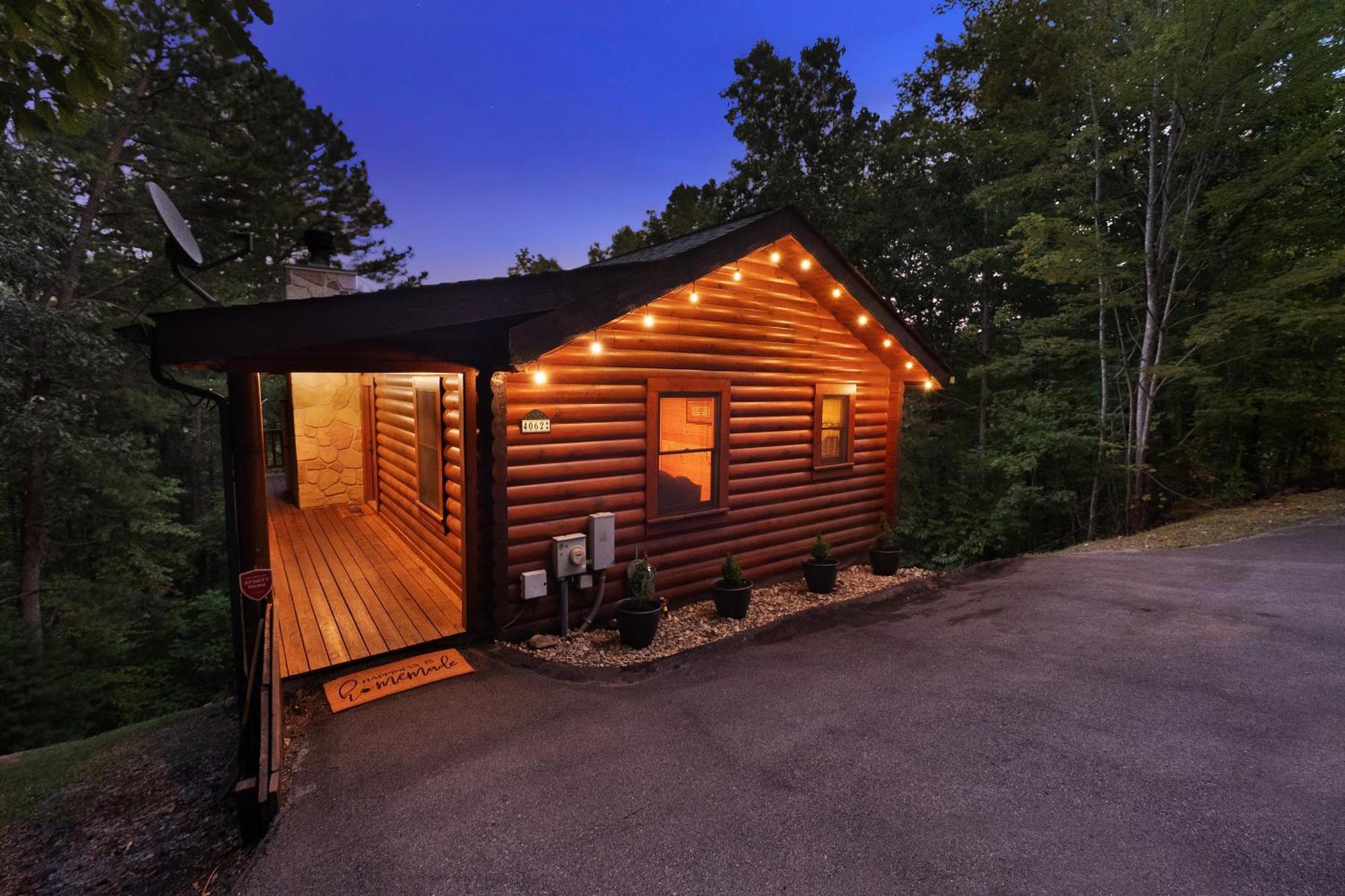 Private Smoky Mountain Luxury Log Home With 2 Fireplaces, Hot Tub & Community Pool เซอเวียร์วีล ภายนอก รูปภาพ