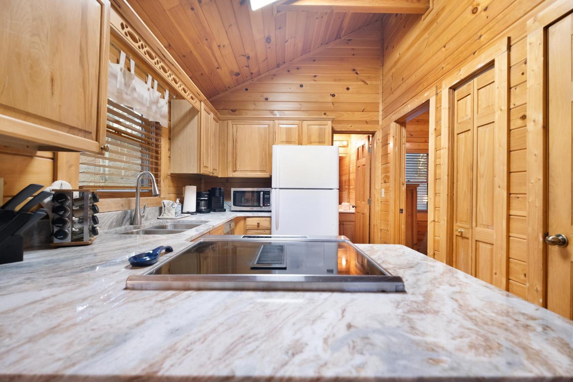 Private Smoky Mountain Luxury Log Home With 2 Fireplaces, Hot Tub & Community Pool เซอเวียร์วีล ภายนอก รูปภาพ